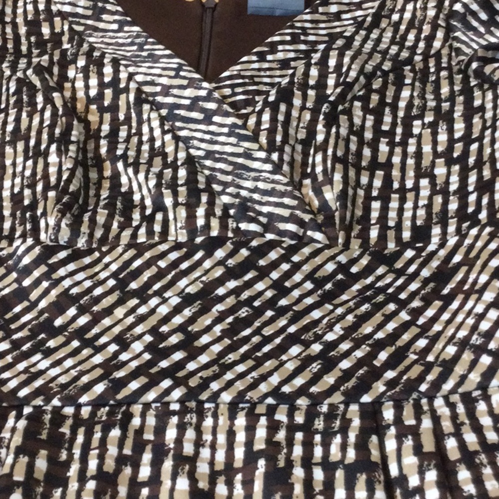 10 Rabbit Rabbit Rabbit Designs black print faux wrap dress - Picture 9 of 16